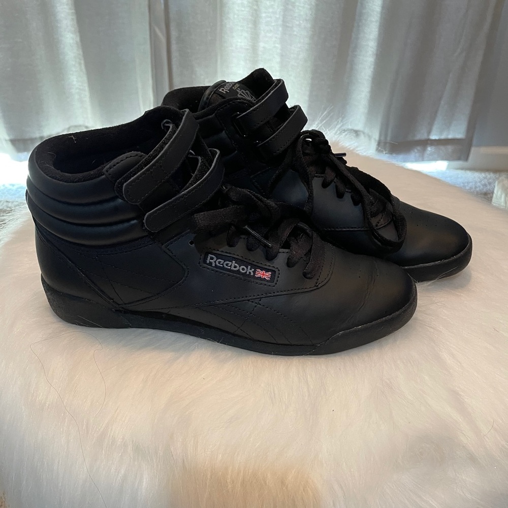 Reebok Classic Black Tennis shoes